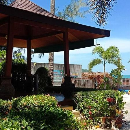 Lipa Bay Resort Lipa Noi Exteriör bild