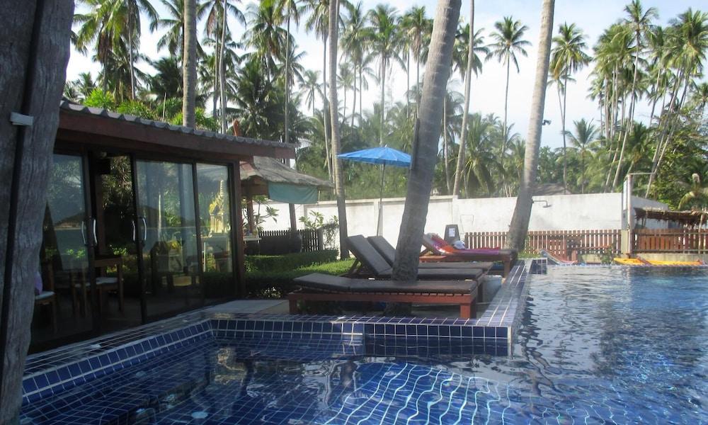 Lipa Bay Resort Lipa Noi Exteriör bild