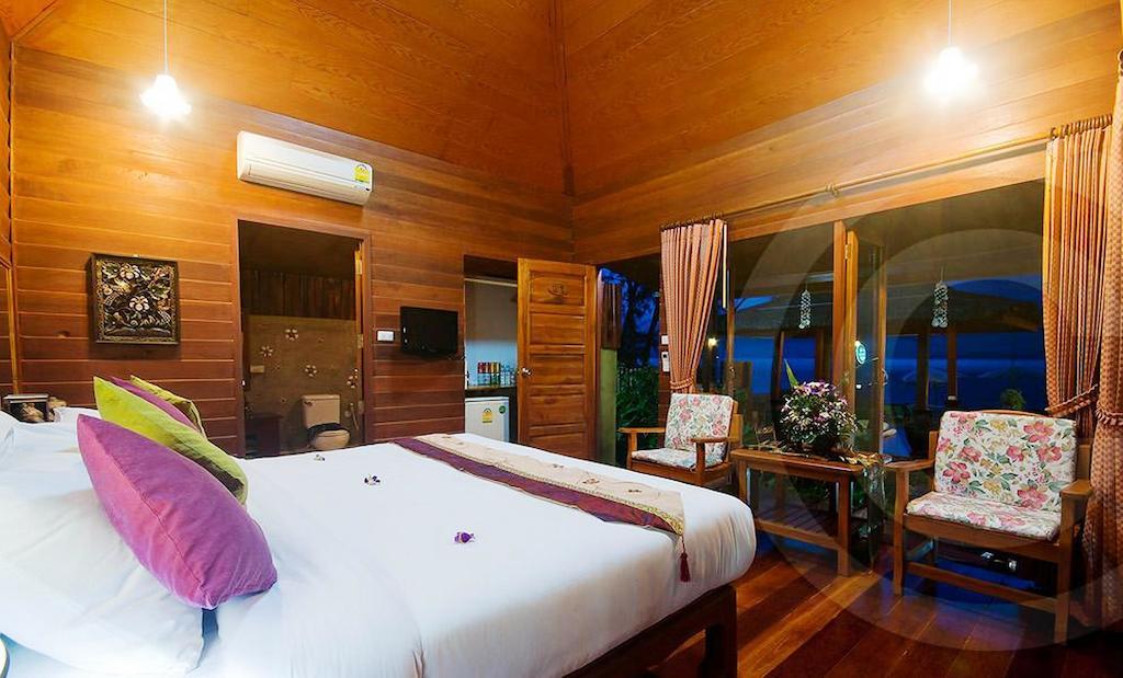 Lipa Bay Resort Lipa Noi Exteriör bild