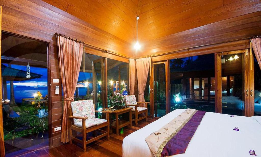 Lipa Bay Resort Lipa Noi Exteriör bild